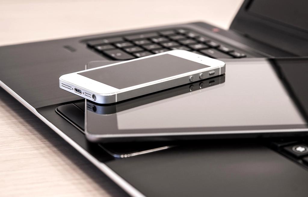 Advanced AI consultation interface