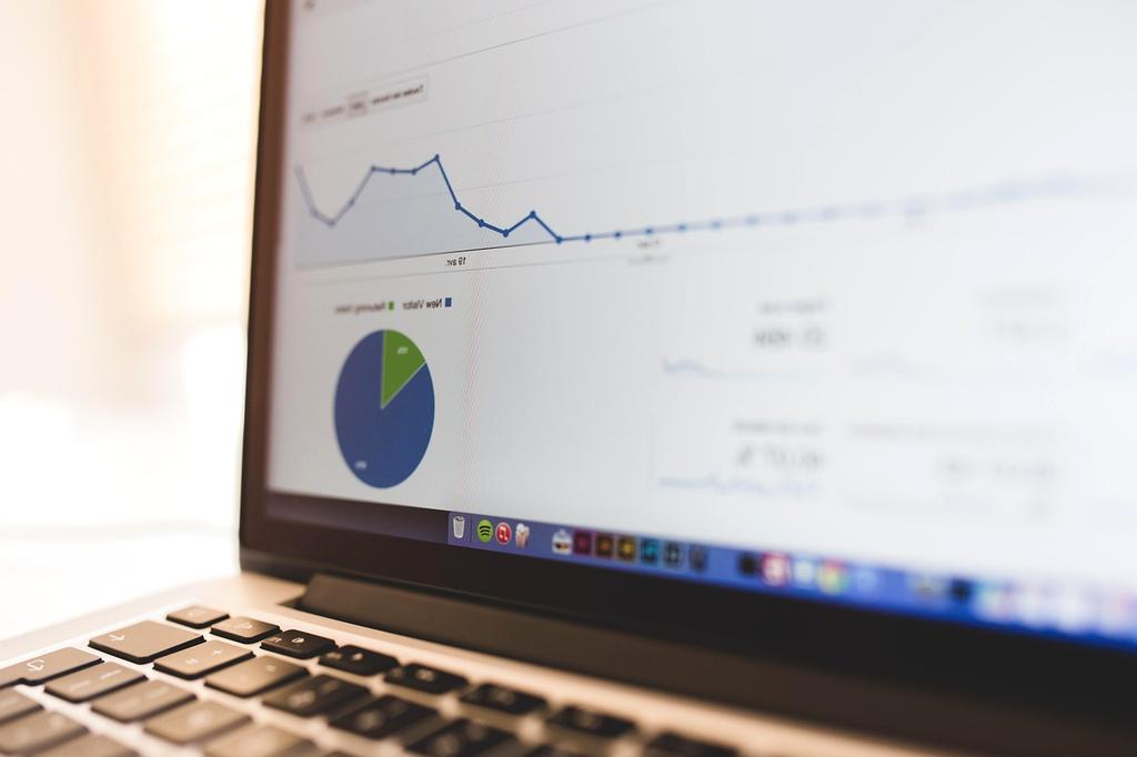 Data analytics chart icon