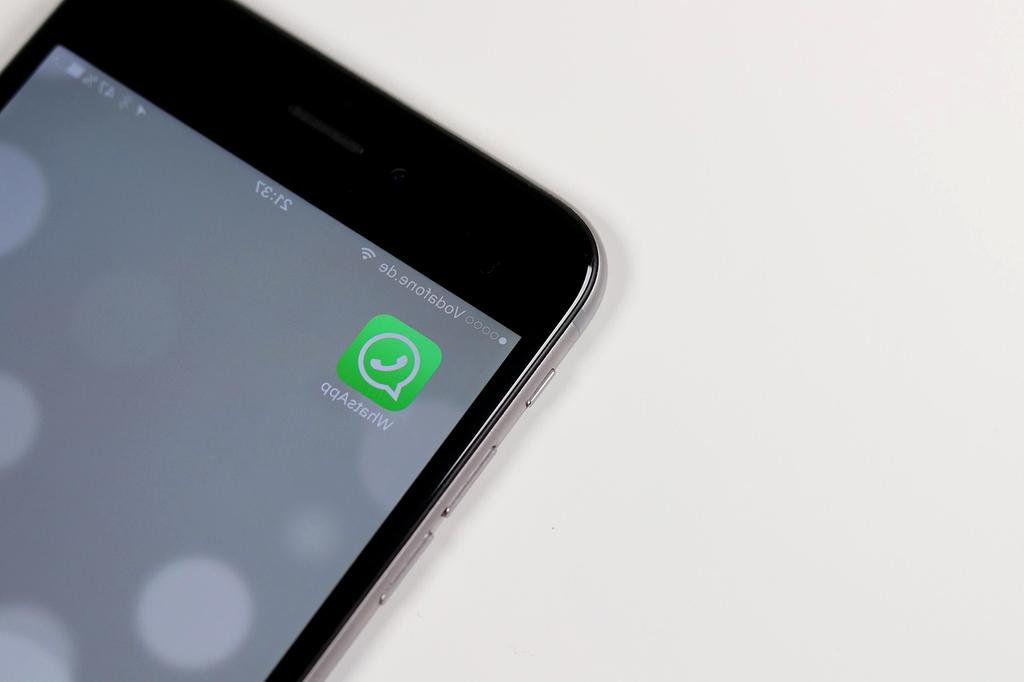 Instant response guarantee badge